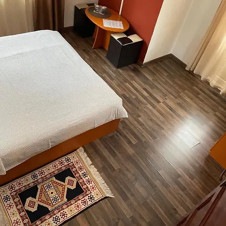 Casa Ta 2*