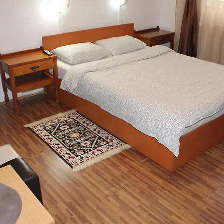 Casa Ta 2*